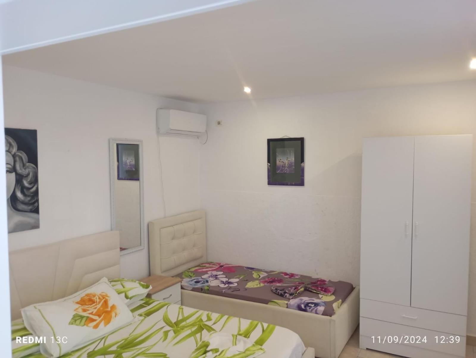 Durres Beach Rooms Exterior photo